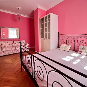 https://bohemian-city-amazing-view.marianskelaznehotels.net
